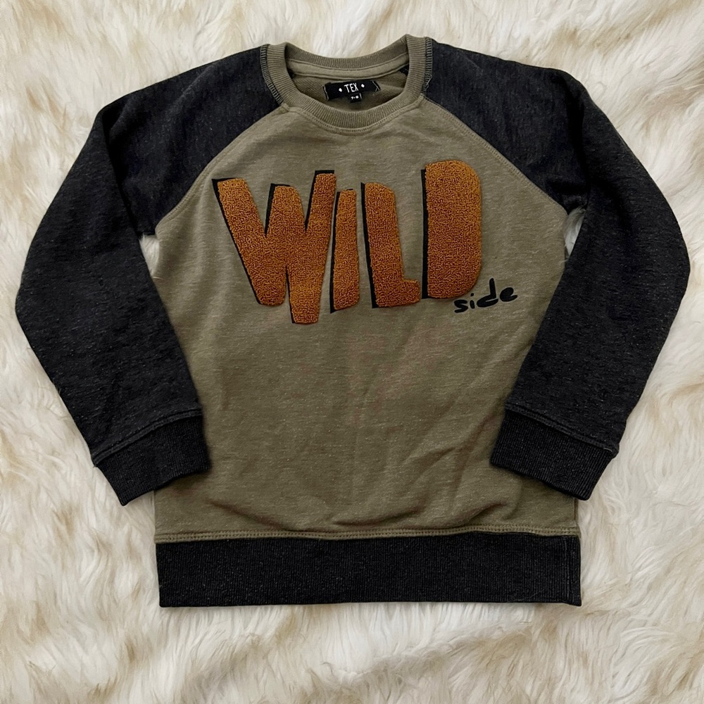 Boys Wild Side Sweatshirt size 7-8